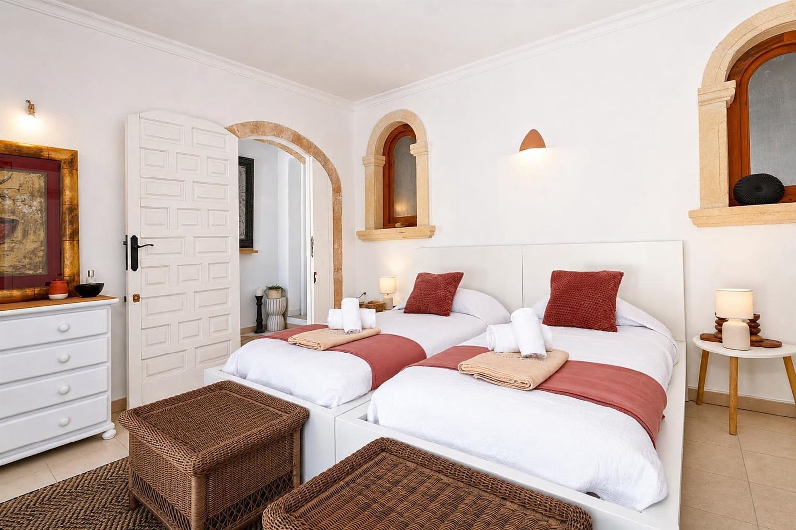 4 sypialnia Willa na kwatery wakacyjne w Javea / Xabia z basenem garażem - 1 443 € (Ref: 9735067)