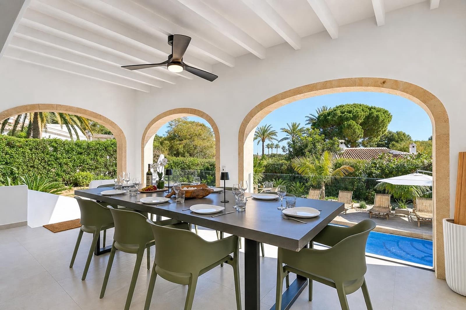 4 sypialnia Willa na kwatery wakacyjne w Javea / Xabia z basenem garażem - 1 443 € (Ref: 9735067)