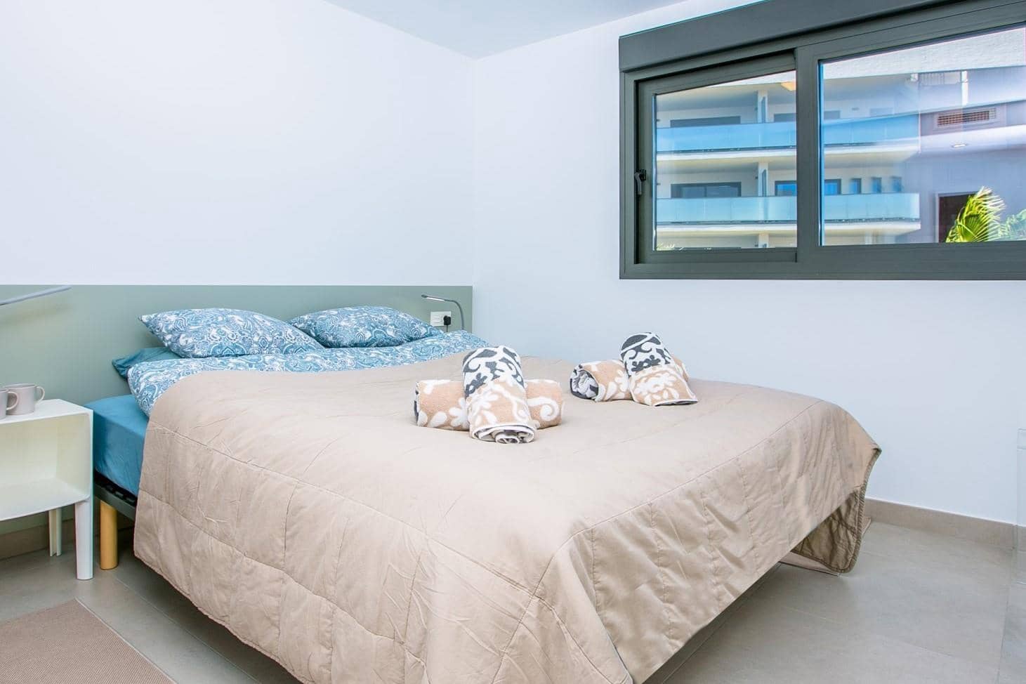 2 bedroom Apartment for holiday rental in Arenal with pool garage - € 564 (Ref: 9735068)