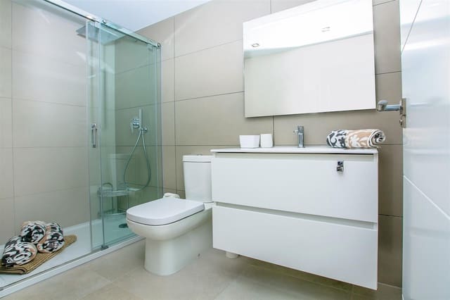   2 soveværelse   ferieLejlighed i Arenal, Javea / Xàbia med   swimmingpool  garage  - € 564 (Ref: 9735068)