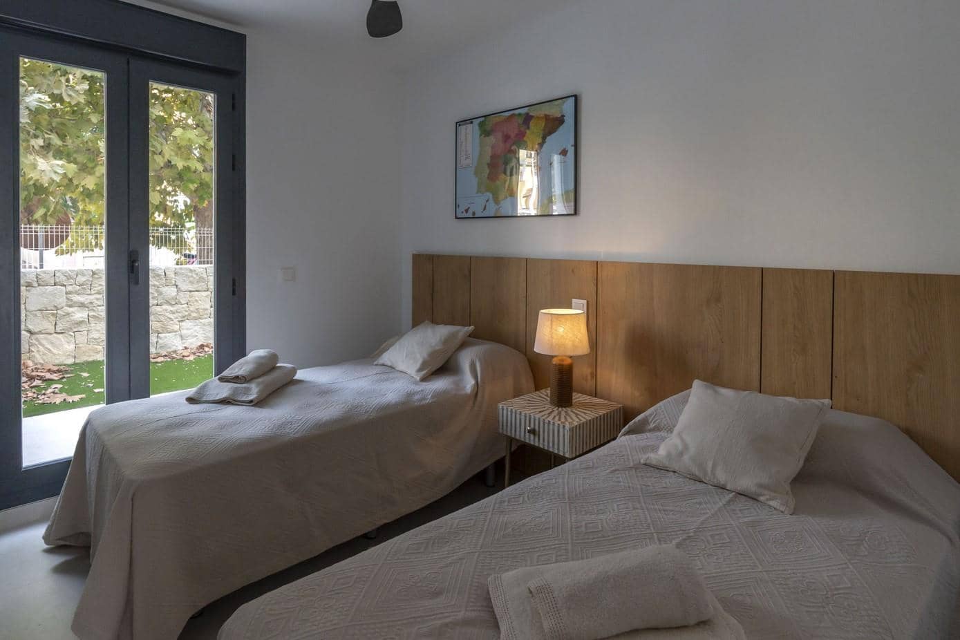 2 bedroom Apartment for holiday rental in Arenal with pool garage - € 725 (Ref: 9735069)