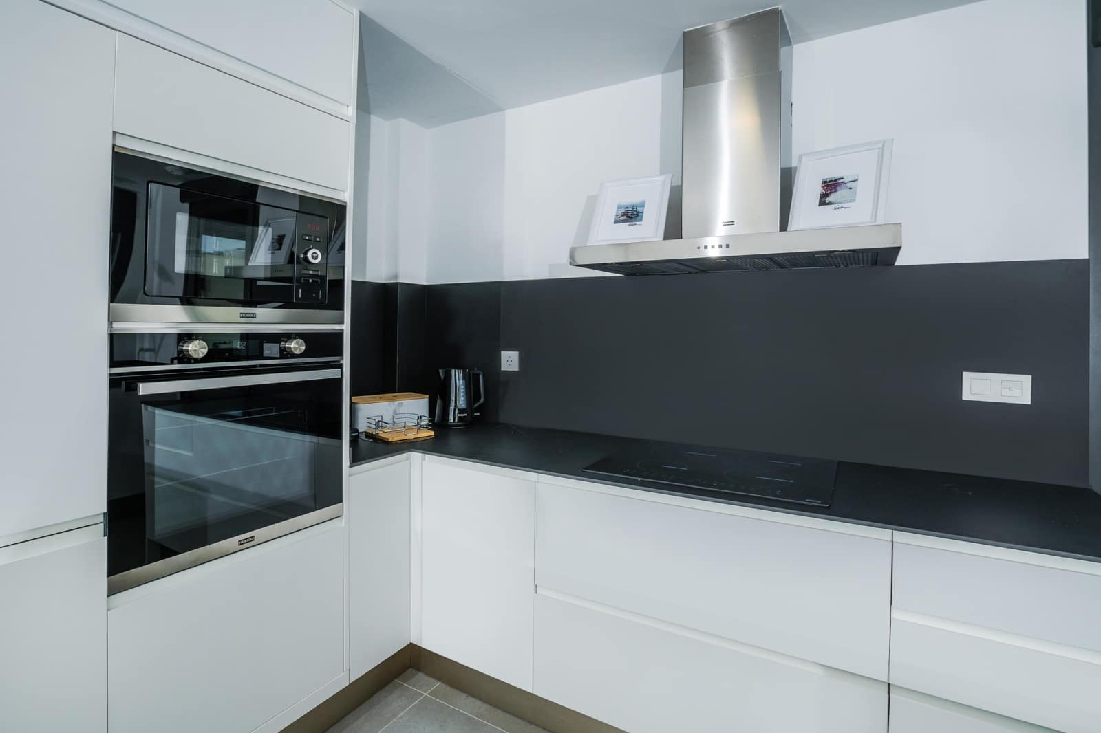 2 bedroom Apartment for holiday rental in Arenal with pool garage - € 564 (Ref: 9735071)