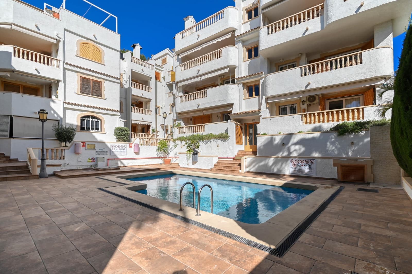 3 sovrum Lägenhet för semesterbostäder i Javea / Xabia med pool garage - 781 € (Ref: 9755271)