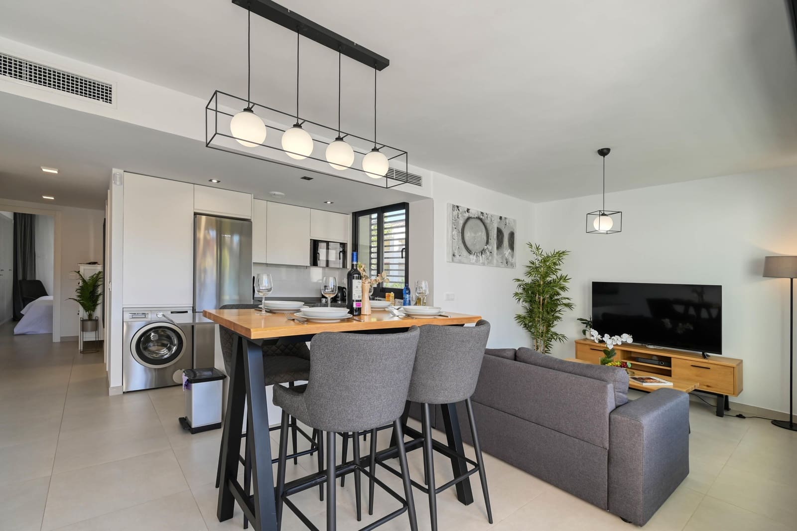 2 sovrum Lägenhet för semesterbostäder i Arenal med pool garage - 718 € (Ref: 9758385)