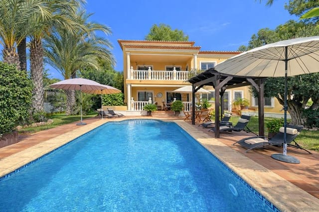 2 soverom Villa til salgs i El Portet - Pla de Mar, Teulada-Moraira med svømmebasseng garasje - € 978 (Ref: 9758387)