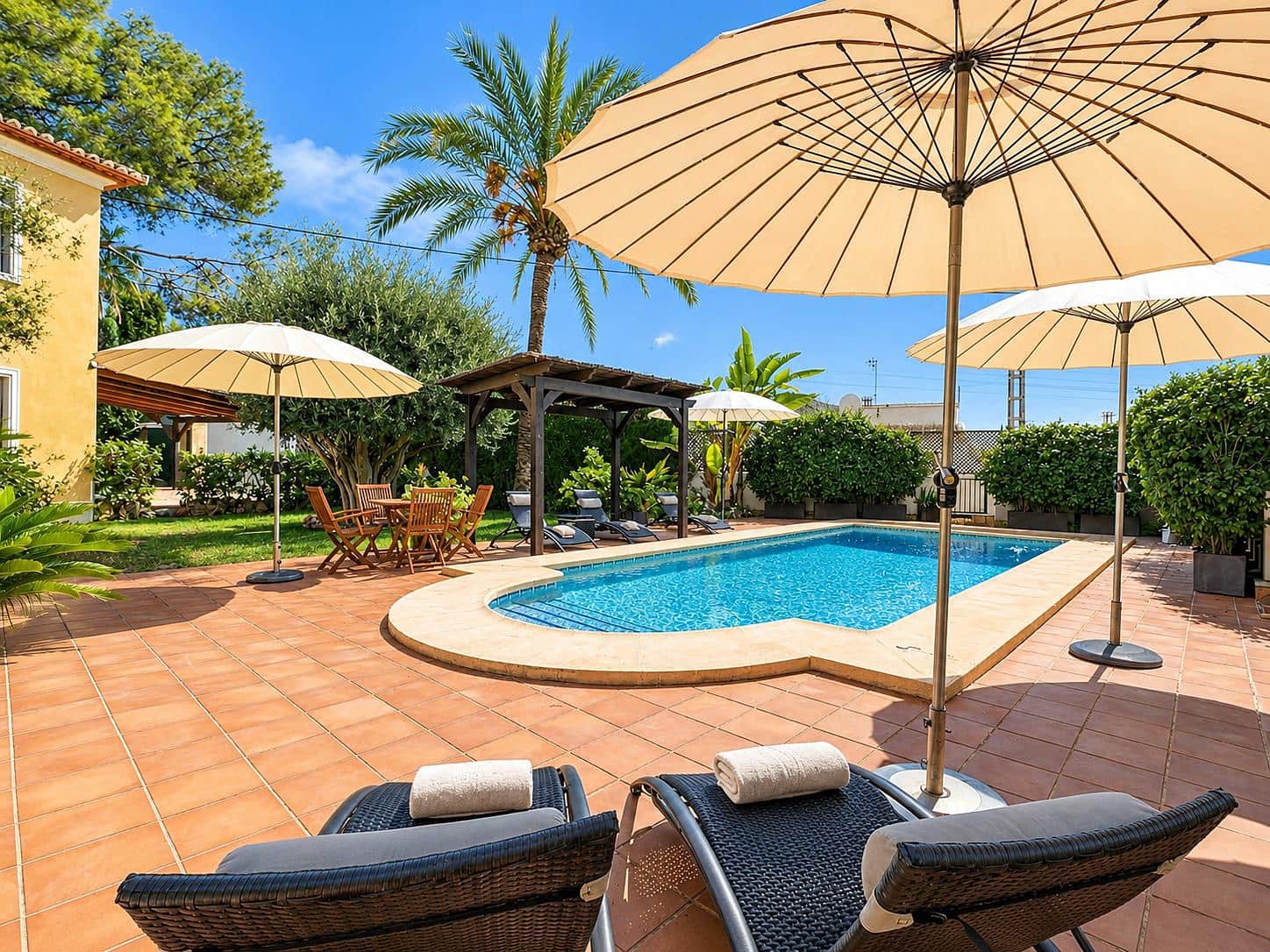 Chalet de 4 habitaciones en Moraira en alquiler vacacional con piscina garaje - 1.550 € (Ref: 9758388)