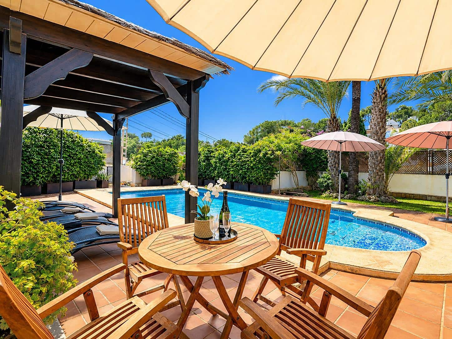 Chalet de 4 habitaciones en Moraira en alquiler vacacional con piscina garaje - 1.550 € (Ref: 9758388)