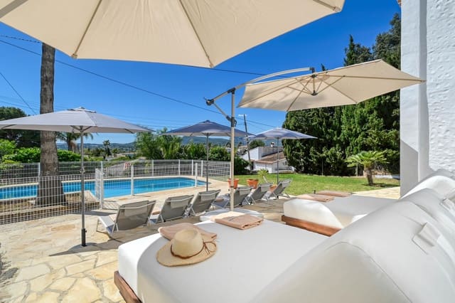 4 makuuhuone Huvila lomavuokrausta paikassa Partida Tosal - Zona del Castellans, Javea / Xàbia mukana uima-altaan 
autotalli - 1 331 € (Ref: 9777601)