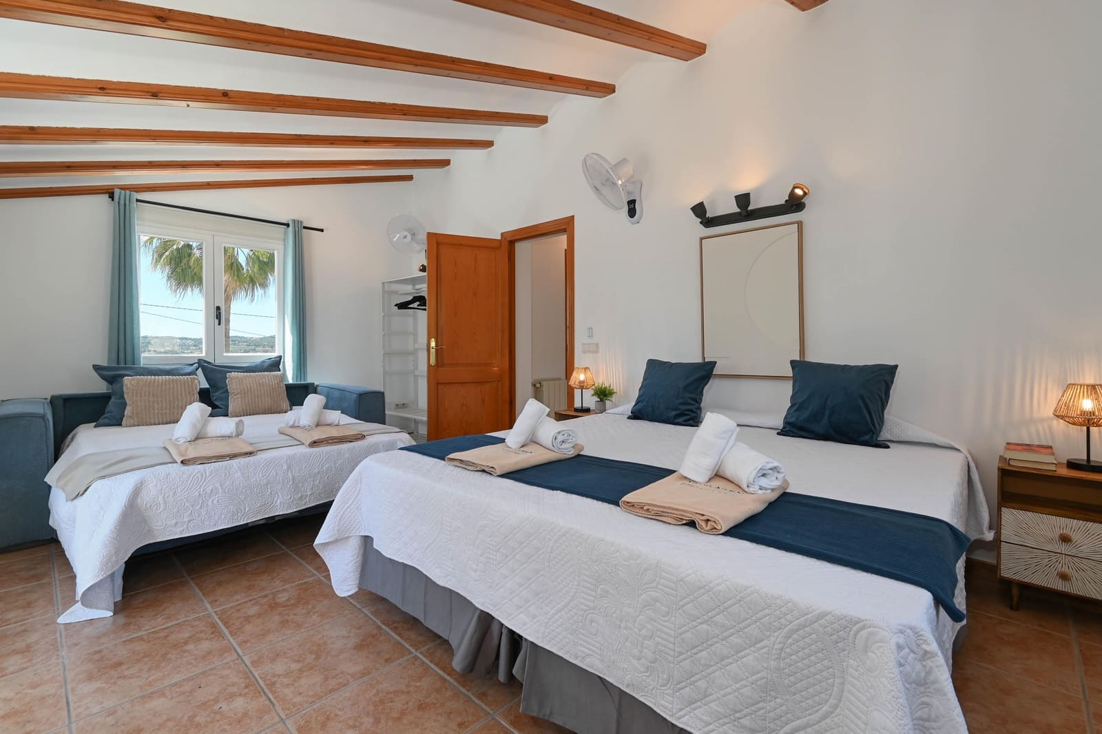 4 bedroom Villa for holiday rental in Javea / Xabia with pool garage - € 1,331 (Ref: 9777601)