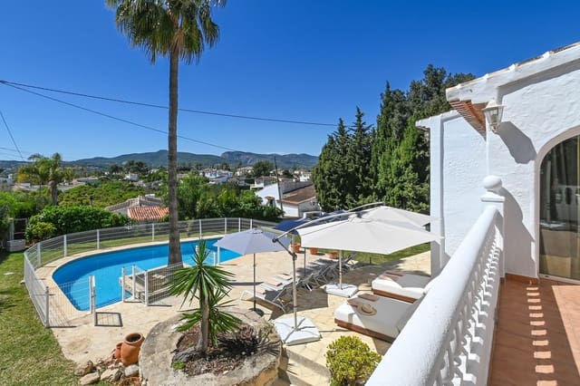 Villa/Maison de 4 chambres de location de vacances à Partida Tosal - Zona del Castellans, Javea / Xàbia avec piscine garage - 1 137 € (Ref: 9777604)