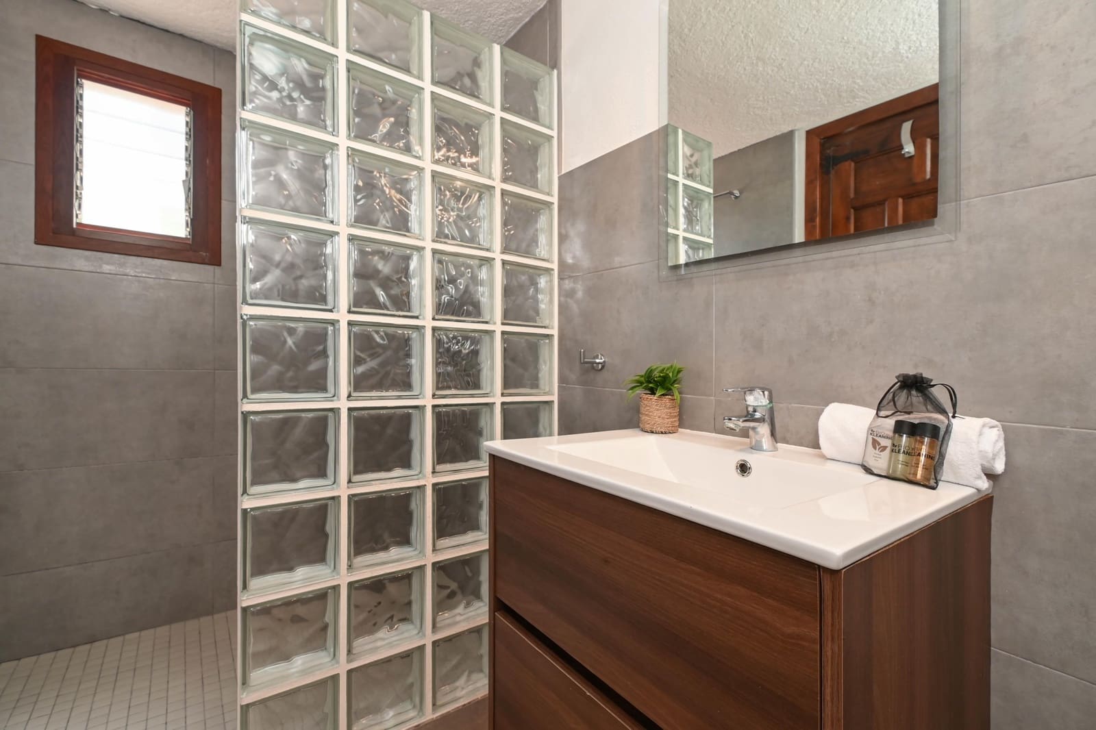 4 sovrum Villa för semesterbostäder i Moraira med pool garage - 1 027 € (Ref: 9782939)