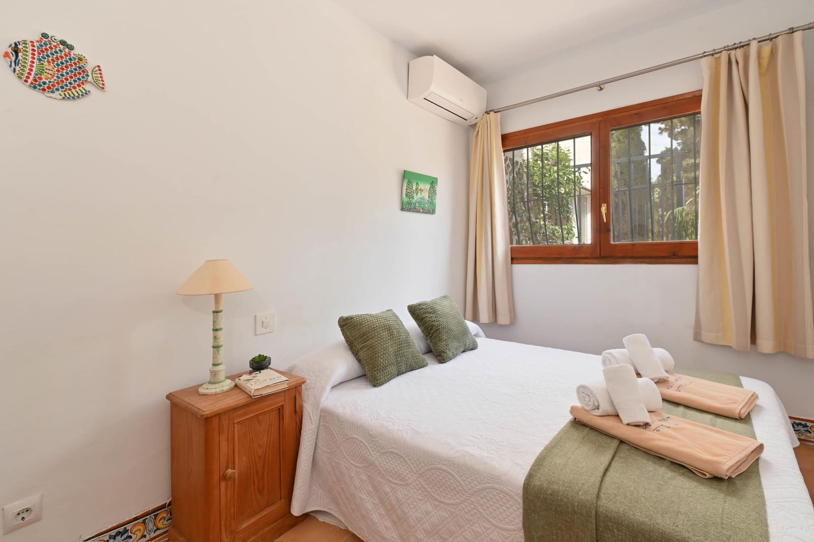 4 sypialnia Willa na kwatery wakacyjne w Calpe / Calp z basenem garażem - 1 758 € (Ref: 9807555)