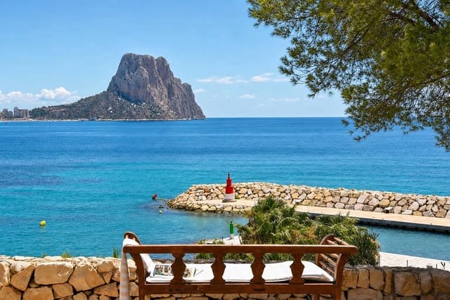 4 sypialnia Willa na kwatery wakacyjne w Canuta, Calpe / Calp z basenem garażem - 1 758 € (Ref: 9807555)