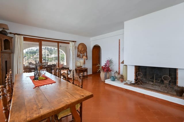 3 sypialnia Willa na kwatery wakacyjne w Canuta, Calpe / Calp z basenem garażem - 1 487 € (Ref: 9807556)