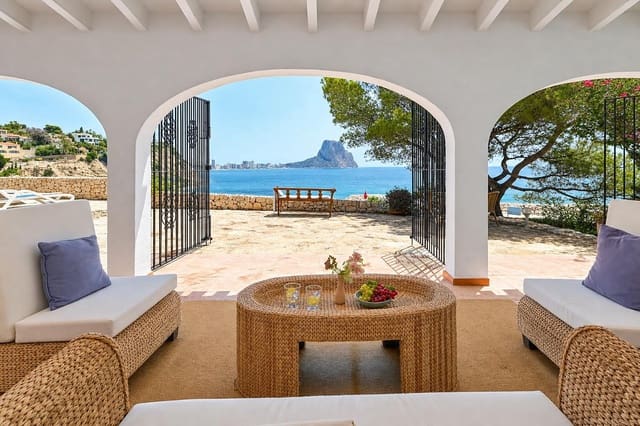 3 makuuhuone Huvila lomavuokrausta paikassa Canuta, Calpe / Calp mukana uima-altaan 
autotalli - 1 487 € (Ref: 9807556)