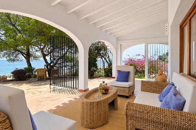3 makuuhuone Huvila lomavuokrausta paikassa Canuta, Calpe / Calp mukana uima-altaan 
autotalli - 1 487 € (Ref: 9807556)