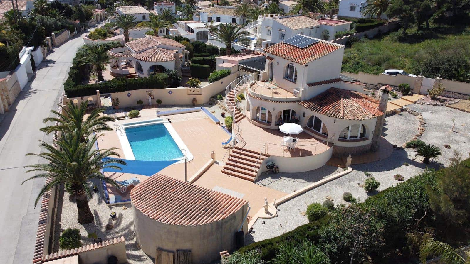 2 bedroom Villa for holiday rental in Javea / Xabia with pool garage - € 804 (Ref: 9816942)