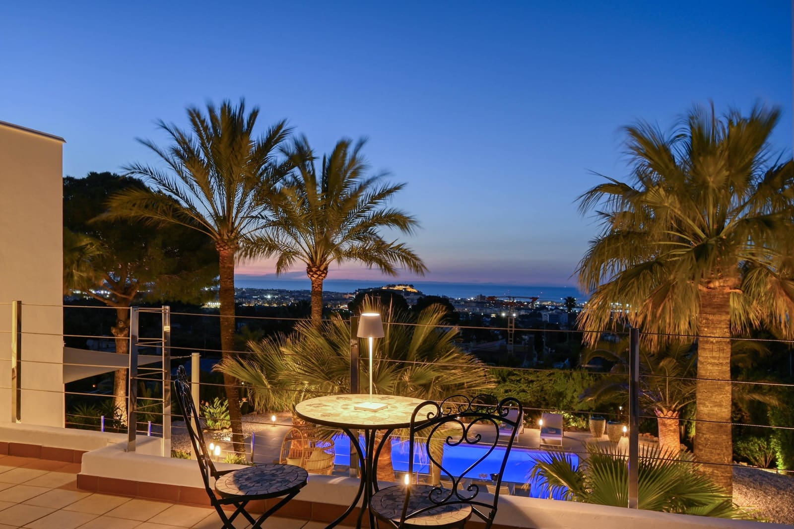 4 bedroom Villa for holiday rental in Denia with pool garage - € 2,221 (Ref: 9821931)