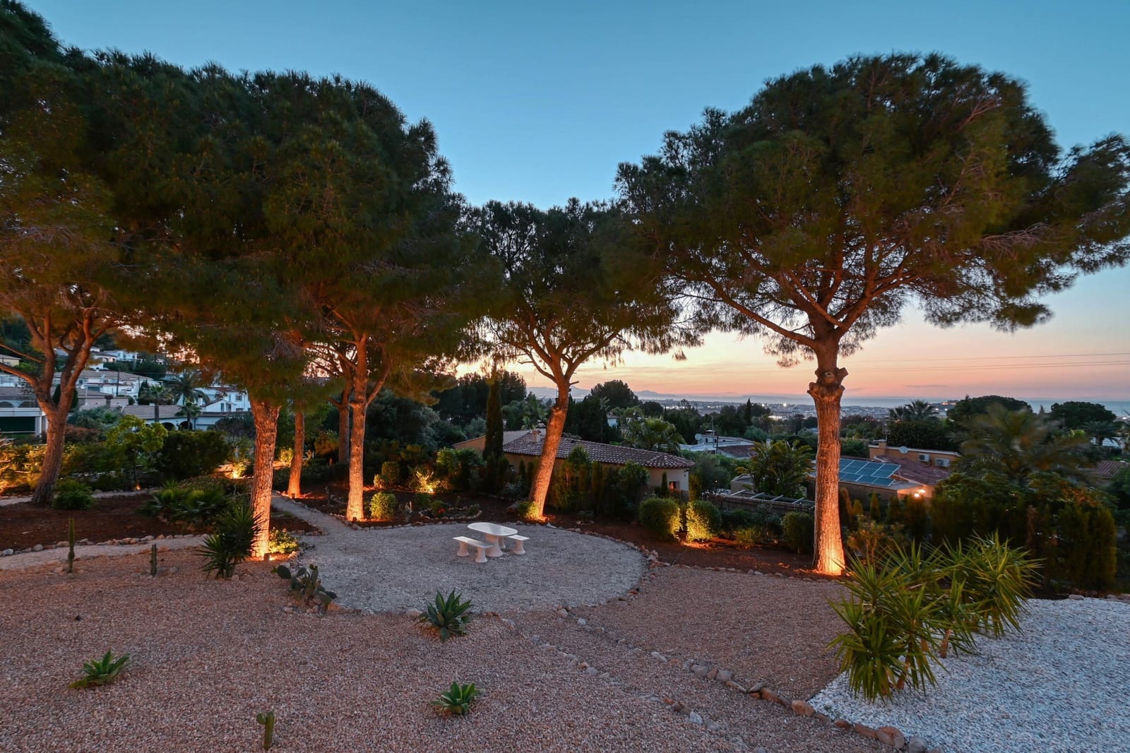 5 bedroom Villa for holiday rental in Denia with pool garage - € 2,761 (Ref: 9821932)