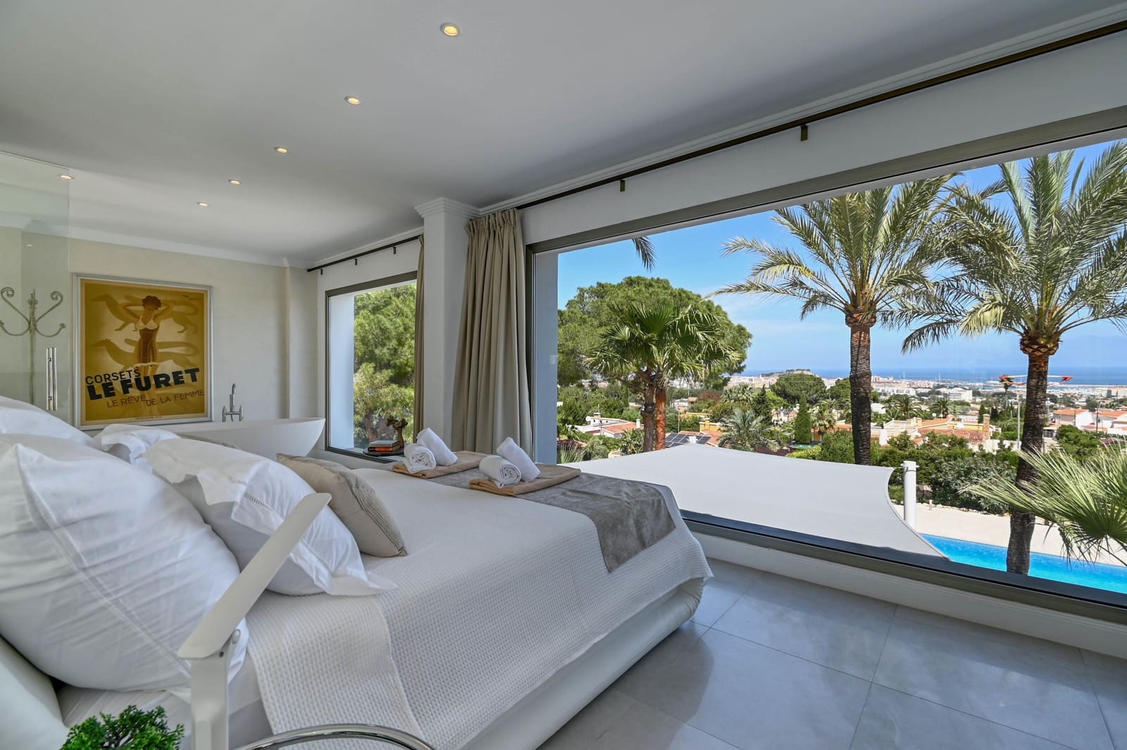 5 bedroom Villa for holiday rental in Denia with pool garage - € 3,118 (Ref: 9821933)