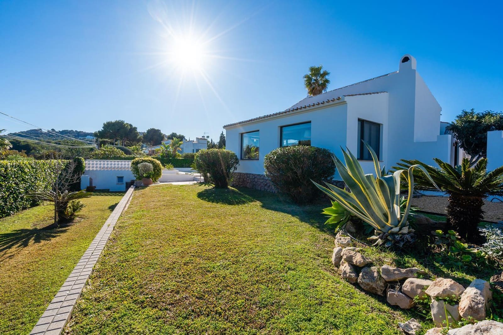 Villa/Maison de 2 chambres de location de vacances à Javea / Xabia avec piscine garage - 1 714 € (Ref: 9828225)