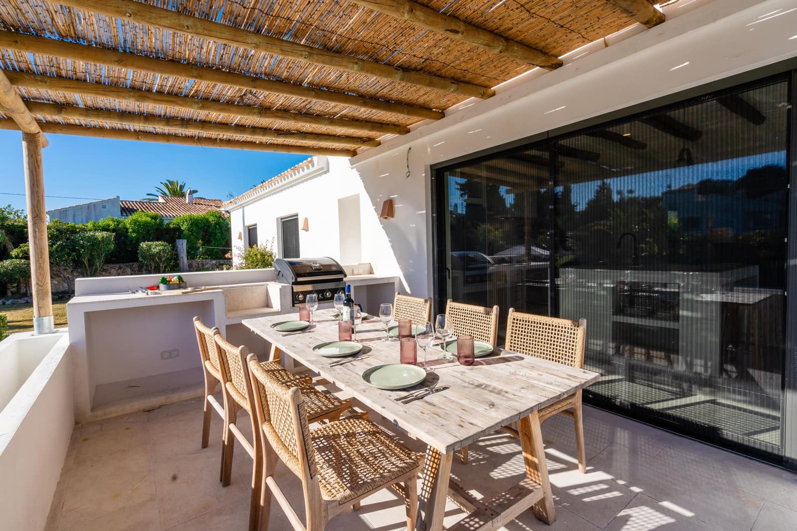 Villa/Maison de 2 chambres de location de vacances à Javea / Xabia avec piscine garage - 1 714 € (Ref: 9828225)