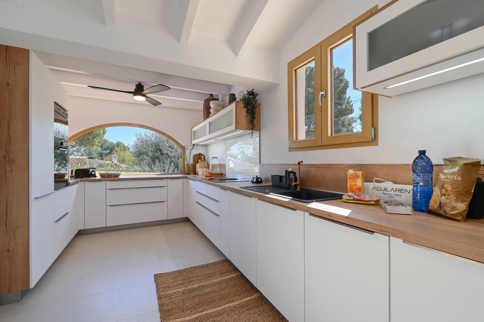 3 Zimmer Ferienvilla in Javea / Xabia mit Pool Garage - 1.239 € (Ref: 9828226)