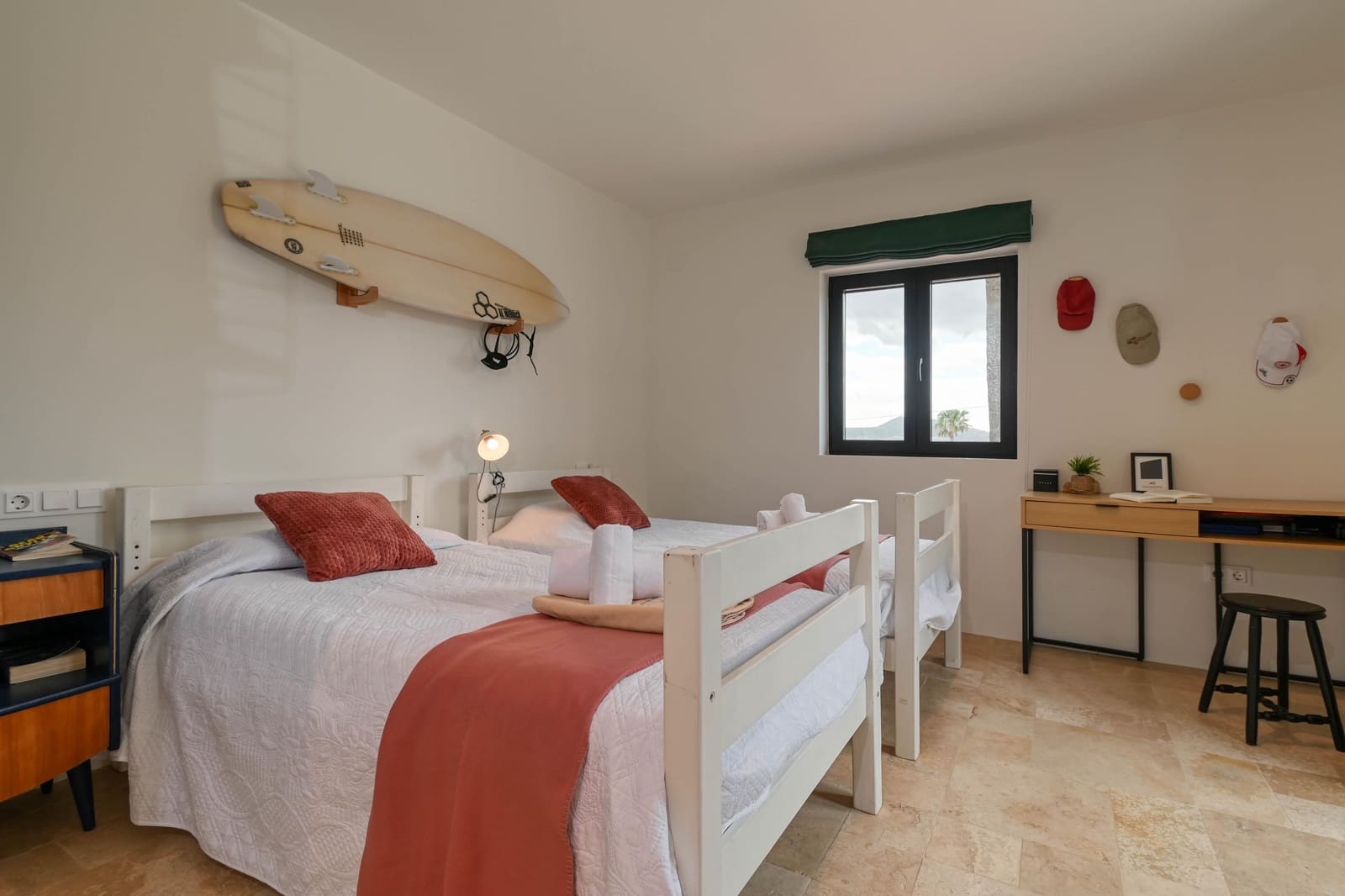 4 bedroom Villa for holiday rental in Javea / Xabia with pool garage - € 1,691 (Ref: 9848952)