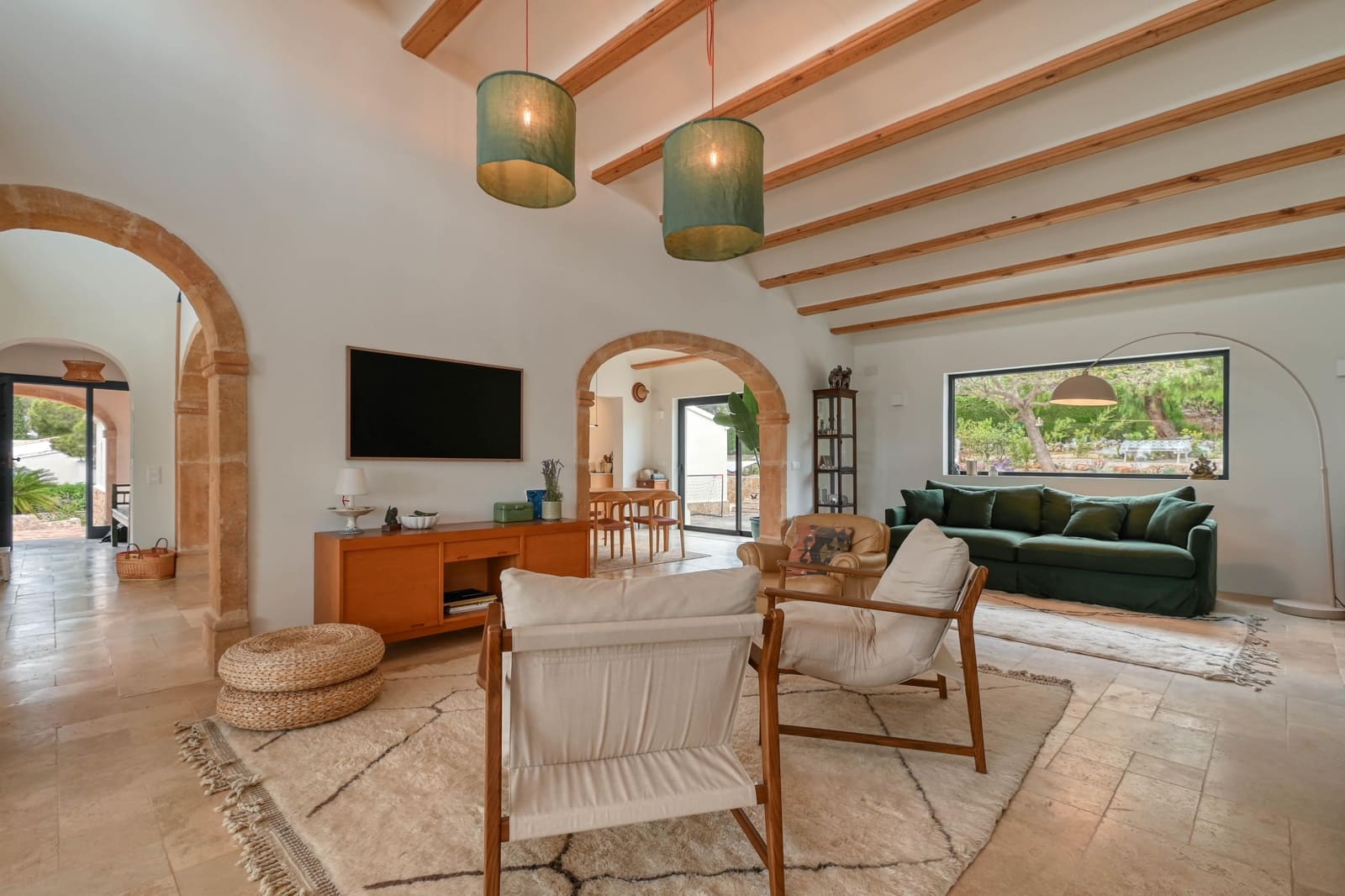 4 bedroom Villa for holiday rental in Javea / Xabia with pool garage - € 1,691 (Ref: 9848952)