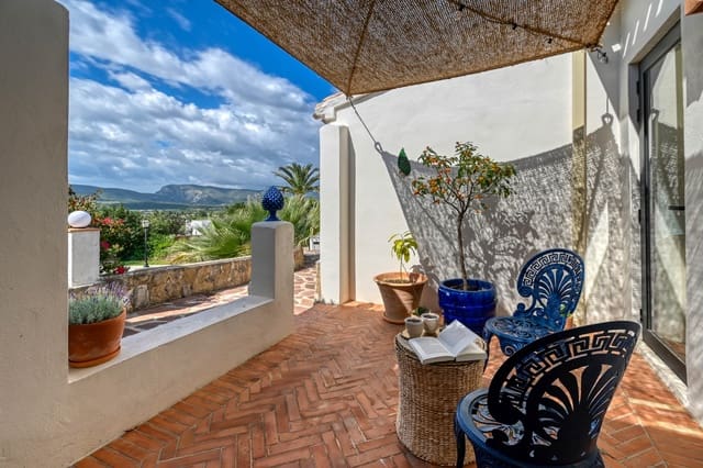 Villa/Maison de 4 chambres de location de vacances à Montgó - Ermita, Javea / Xàbia avec piscine garage - 1 691 € (Ref: 9848952)