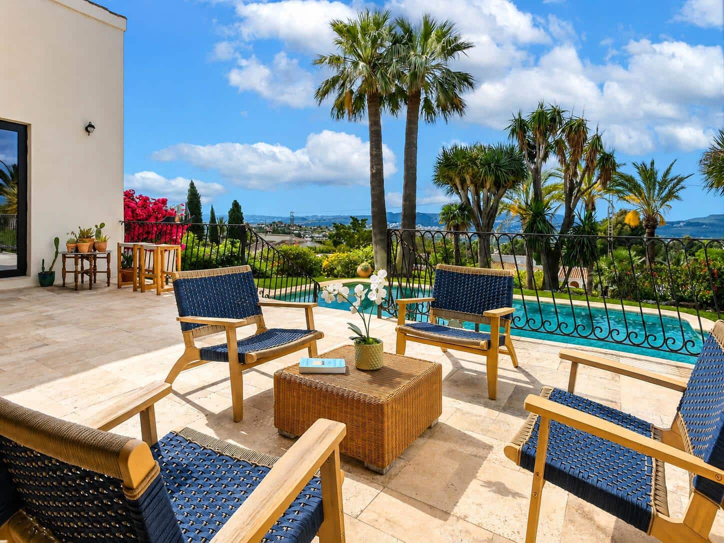   4 soveværelse   ferieVilla i Javea / Xabia   med   swimmingpool  garage  - € 1.691 (Ref: 9848952)