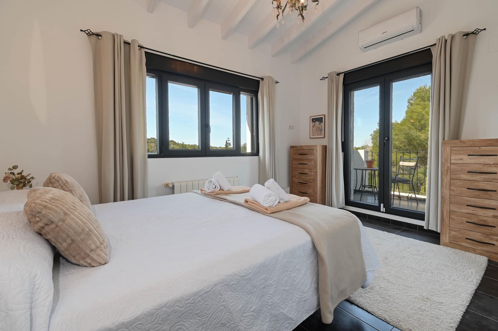 5 Zimmer Ferienvilla in Javea / Xabia mit Pool Garage - 1.597 € (Ref: 9848953)