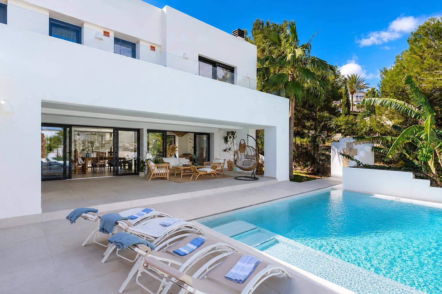 4 bedroom Villa for holiday rental in Javea / Xabia with pool garage - € 1,710 (Ref: 9850860)