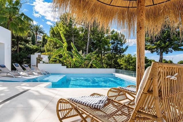   4 soveværelse   ferieVilla i Partides comunes - Adsubia, Javea / Xàbia med   swimmingpool  garage  - € 1.710 (Ref: 9850860)