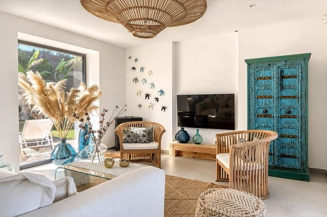   4 soveværelse   ferieVilla i Partides comunes - Adsubia, Javea / Xàbia med   swimmingpool  garage  - € 1.710 (Ref: 9850860)