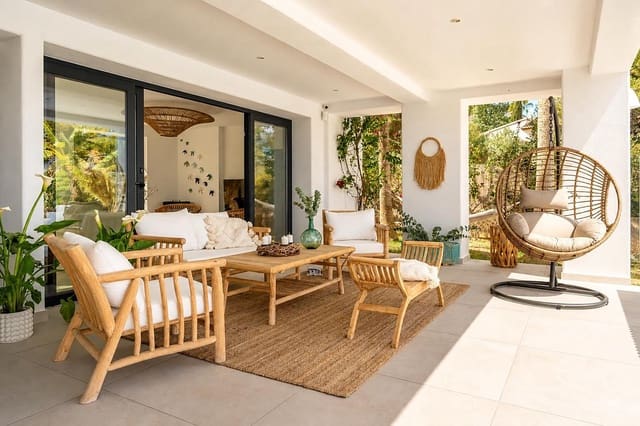   4 soveværelse   ferieVilla i Partides comunes - Adsubia, Javea / Xàbia med   swimmingpool  garage  - € 1.710 (Ref: 9850860)