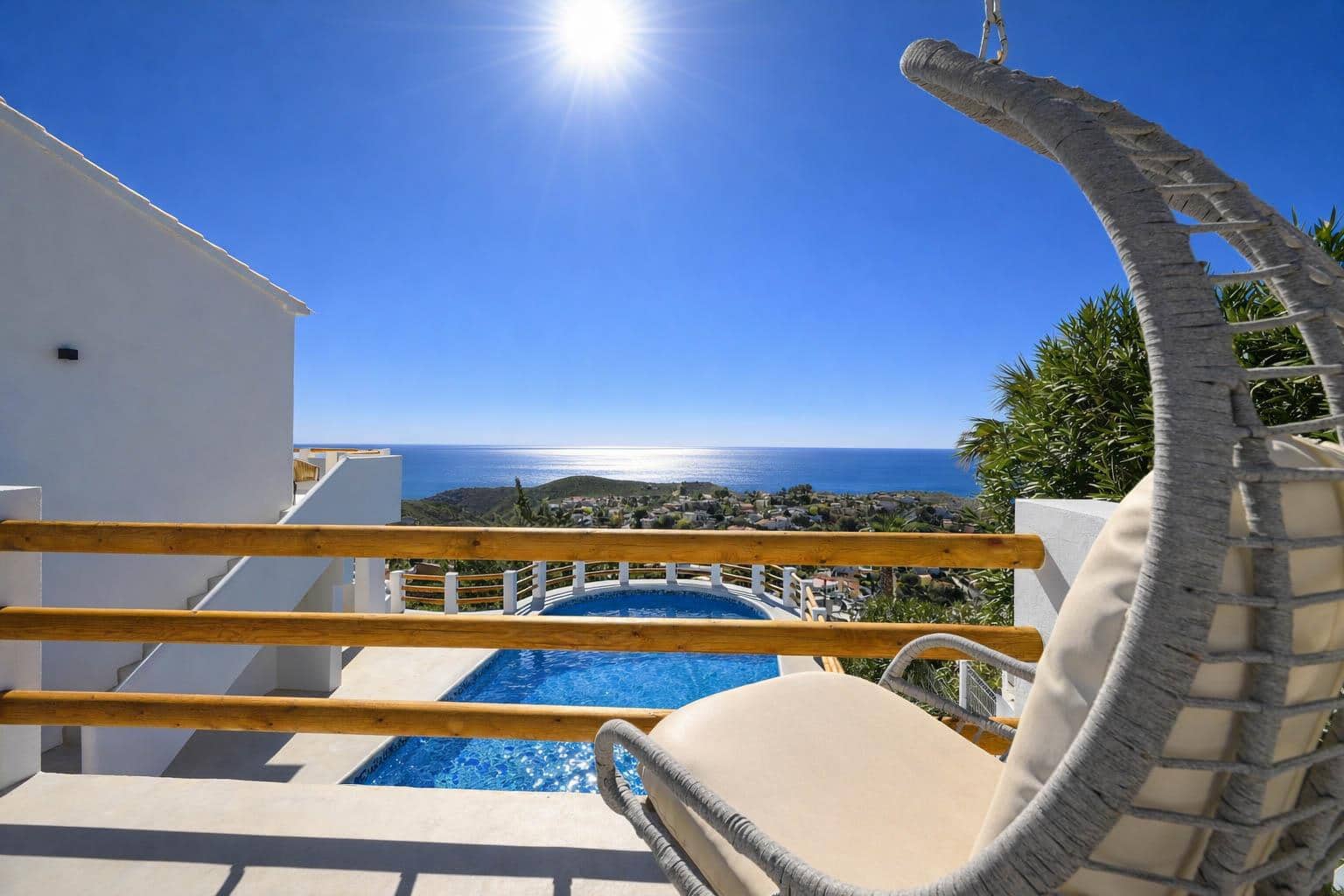 4 bedroom Villa for holiday rental in Cumbre del Sol with pool garage - € 1,613 (Ref: 9850862)