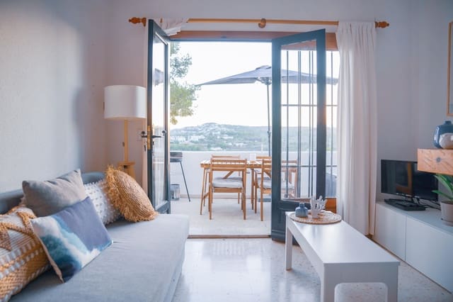   2 soveværelse   ferieFinca/Landehus i Teulada Pueblo, Teulada-Moraira med   swimmingpool  garage  - € 502 (Ref: 9923171)