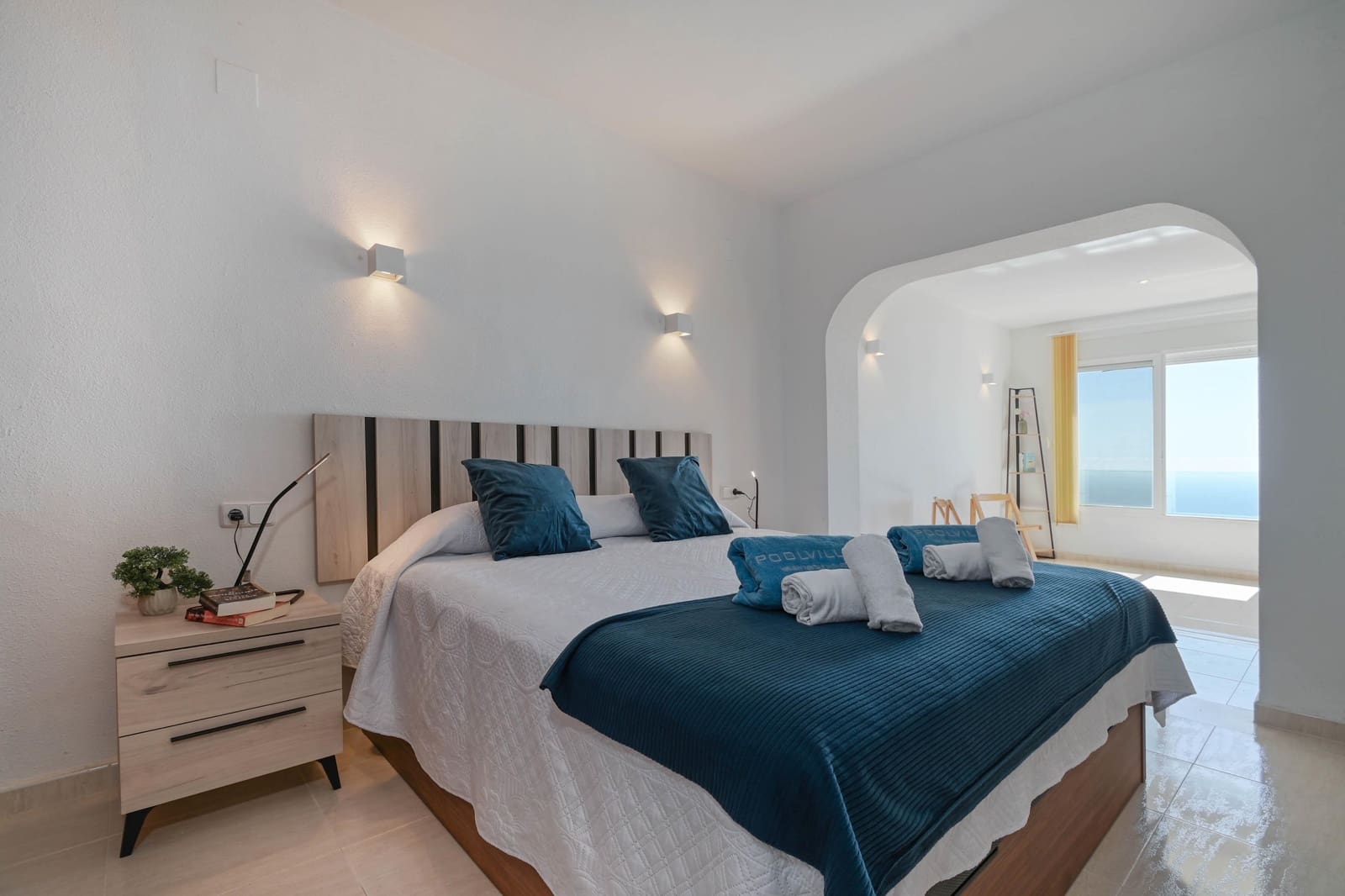   3 soveværelse   ferieVilla i Cumbre del Sol   med   swimmingpool   - € 703 (Ref: 9926671)