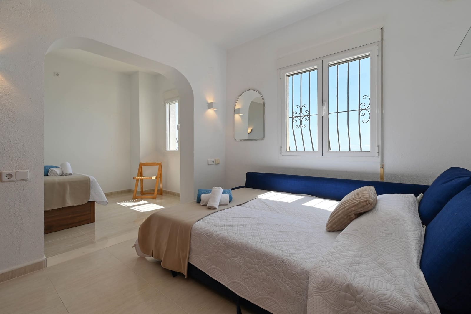   3 soveværelse   ferieVilla i Cumbre del Sol   med   swimmingpool   - € 703 (Ref: 9926671)