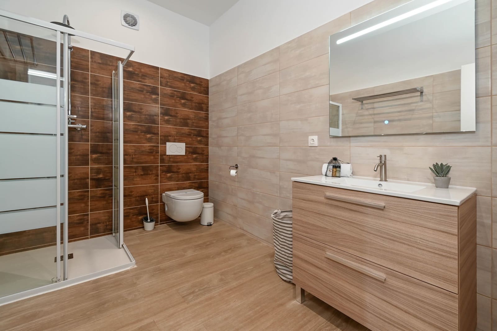 4 bedroom Villa for holiday rental in Pedreguer with pool garage - € 901 (Ref: 9932733)