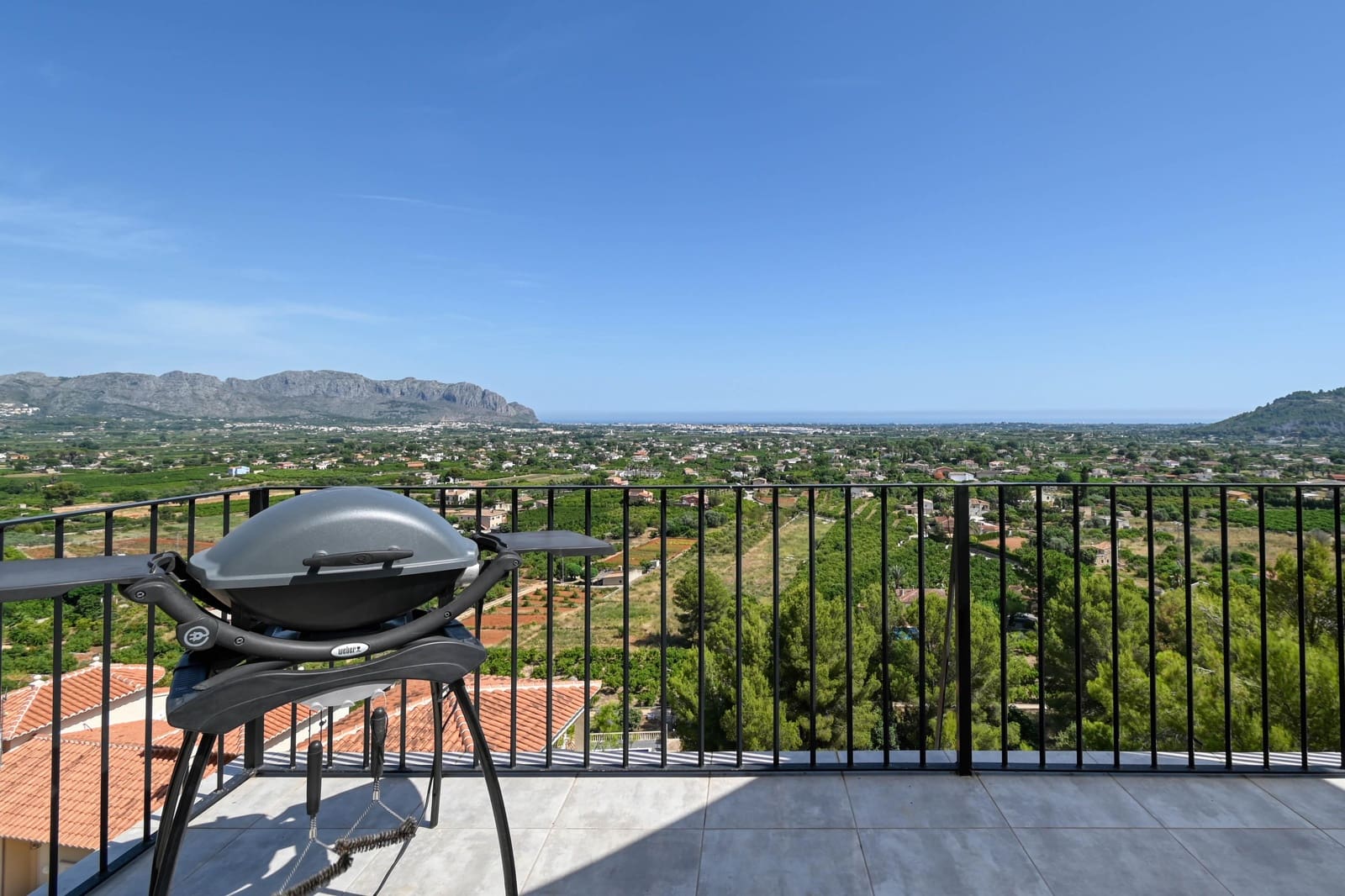 3 bedroom Villa for holiday rental in Pedreguer with pool garage - € 757 (Ref: 9932734)