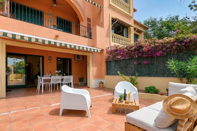   1 soveværelse   ferieLejlighed i Centro ciudad, Javea / Xàbia med   swimmingpool   - € 425 (Ref: 9937461)
