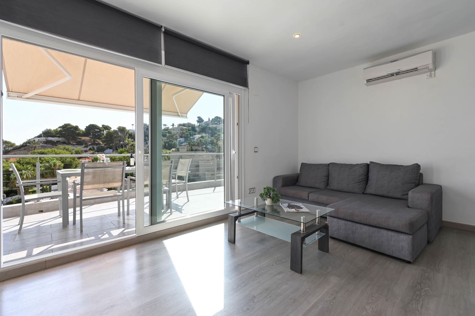 2 sovrum Lägenhet för semesterbostäder i Javea / Xabia med pool - 480 € (Ref: 9949082)