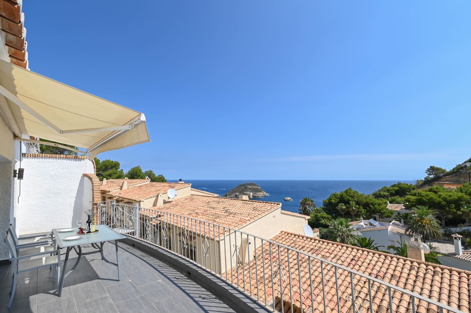 1 sovrum Studio för semesterbostäder i Javea / Xabia med pool - 276 € (Ref: 9949086)