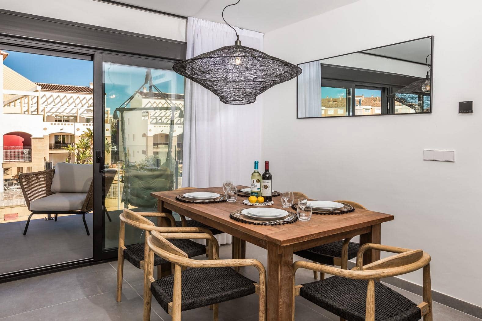 Apartamento de 2 habitaciones en Arenal en alquiler vacacional con piscina garaje - 740 € (Ref: 9984295)