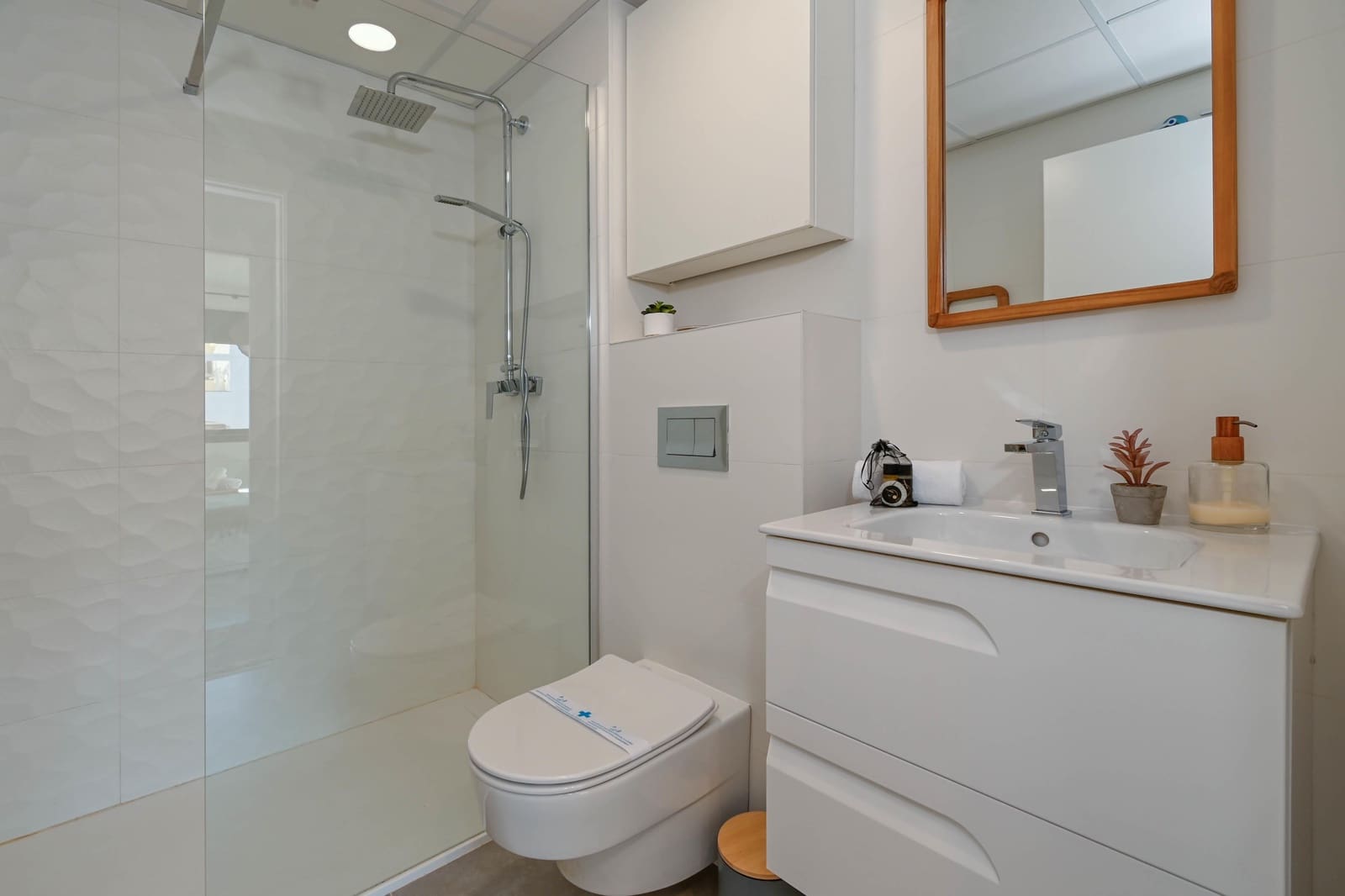 2 sypialnia Apartament na kwatery wakacyjne w Arenal z basenem garażem - 740 € (Ref: 9984295)