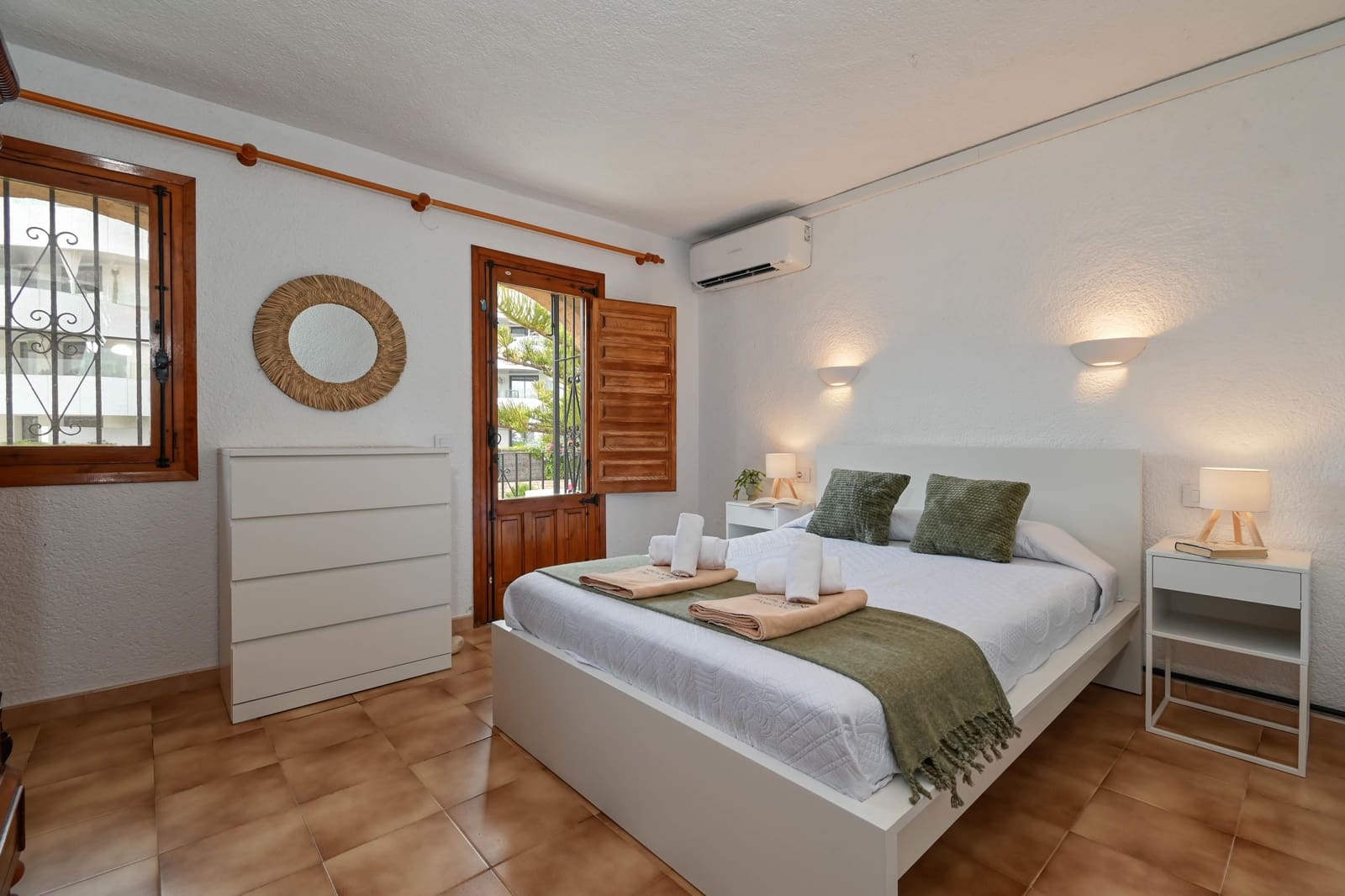2 soverom Finca/Herregård til salgs i Javea / Xabia med svømmebasseng - € 593 (Ref: 9999506)