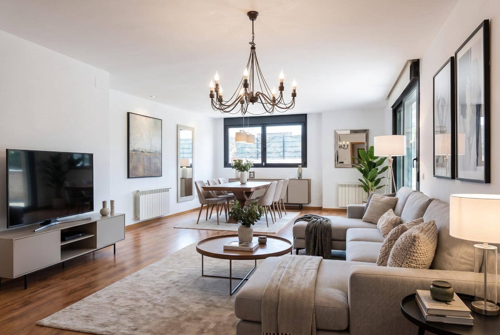 4 soverom Villa til salgs i Castello de la Plana med svømmebasseng garasje - € 750 000 (Ref: 10171950)