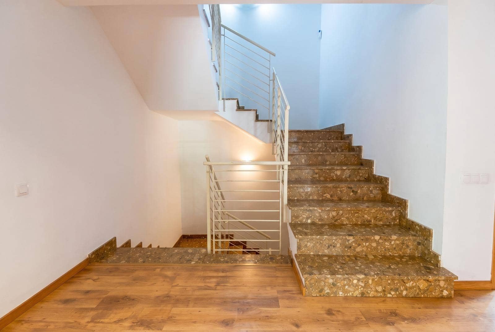 4 soverom Villa til salgs i Castello de la Plana med svømmebasseng garasje - € 750 000 (Ref: 10171950)